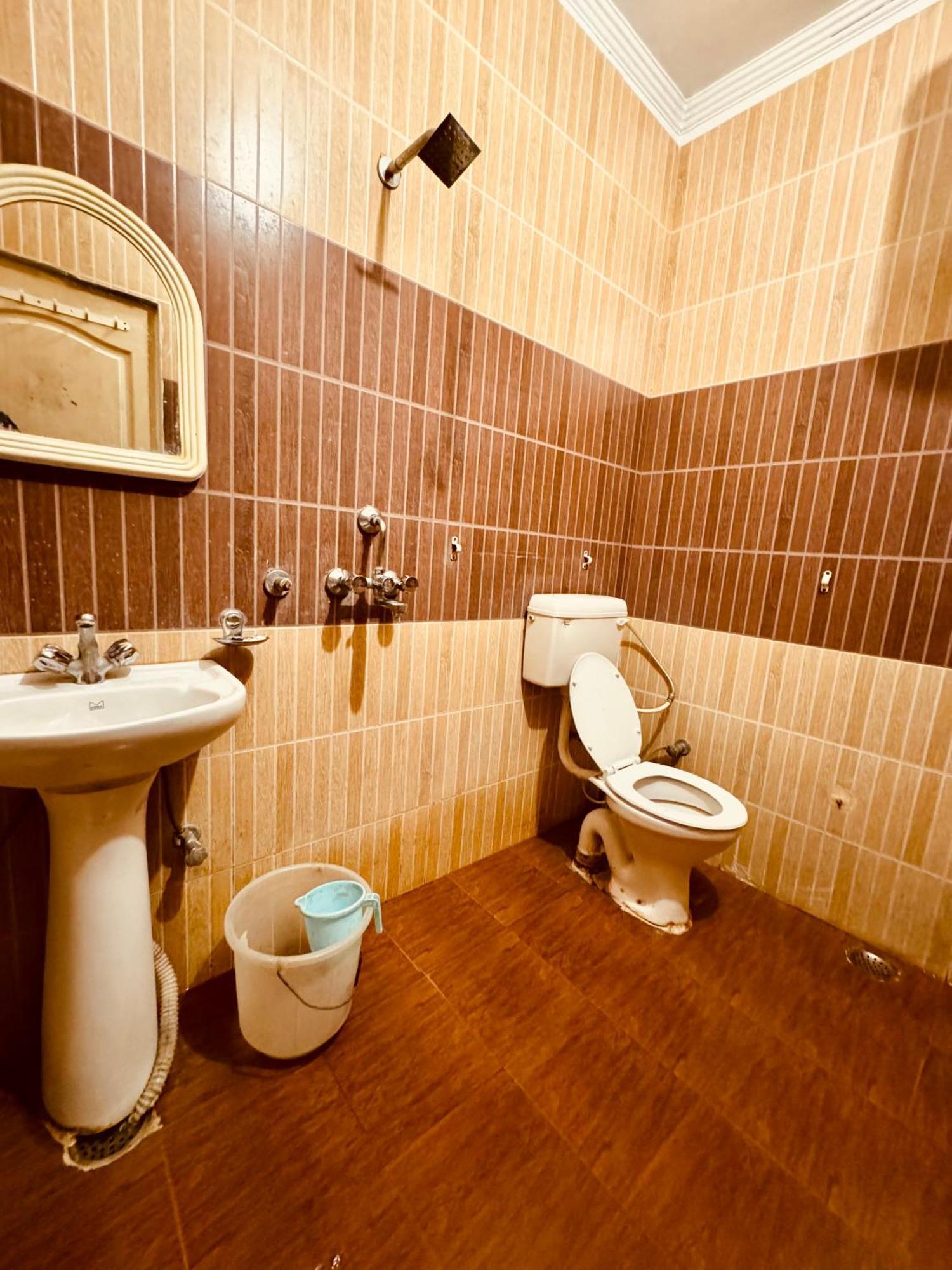 Qube House Bnb Ришикеш Экстерьер фото